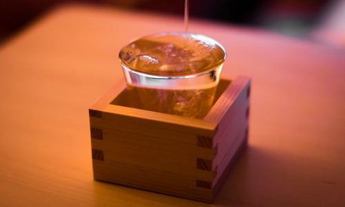 Vessels-Used-for-Sake-Tasting