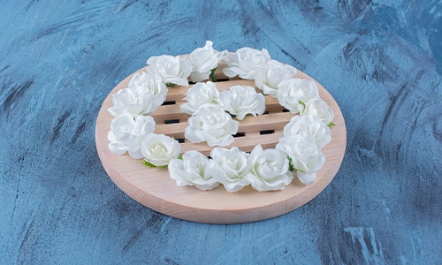 The White Lei Meaning