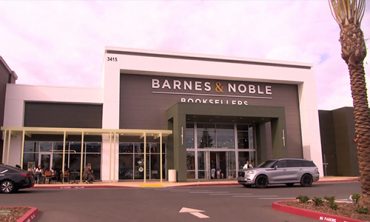 Barnes & Noble Visalia, CA