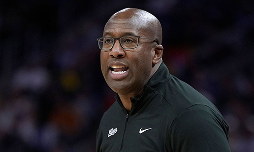 Mike Brown (Sacramento Kings): 