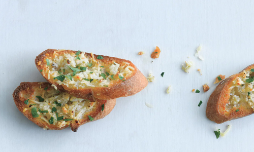 Pule-Cheese-Crostini