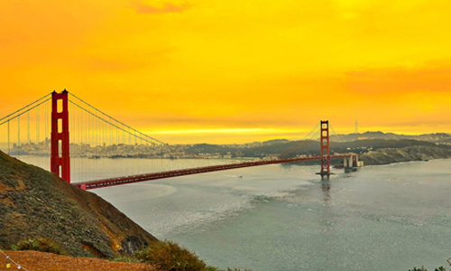 Why is the Golden Gate Bridge Red in Color