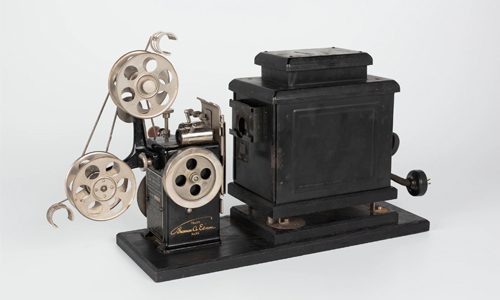 Home-Projecting-Kinetoscope