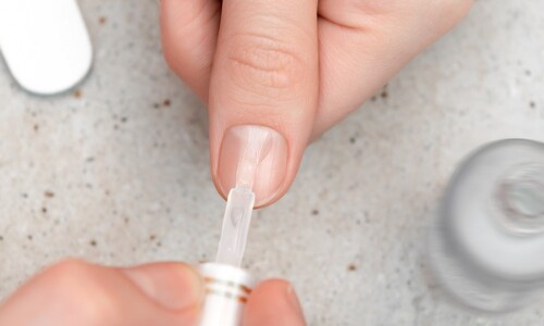 How to Remove Nail Glue