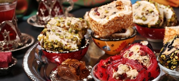 Traditional Christmas Desserts Around the World