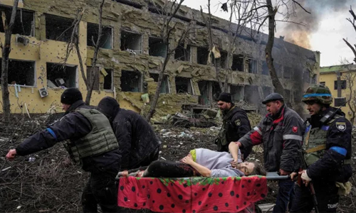 20 Days in Mariupol