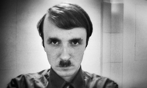 Hitler-Lookalike