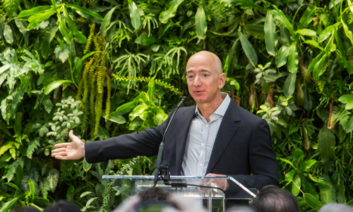  Jeff Bezos speaking
